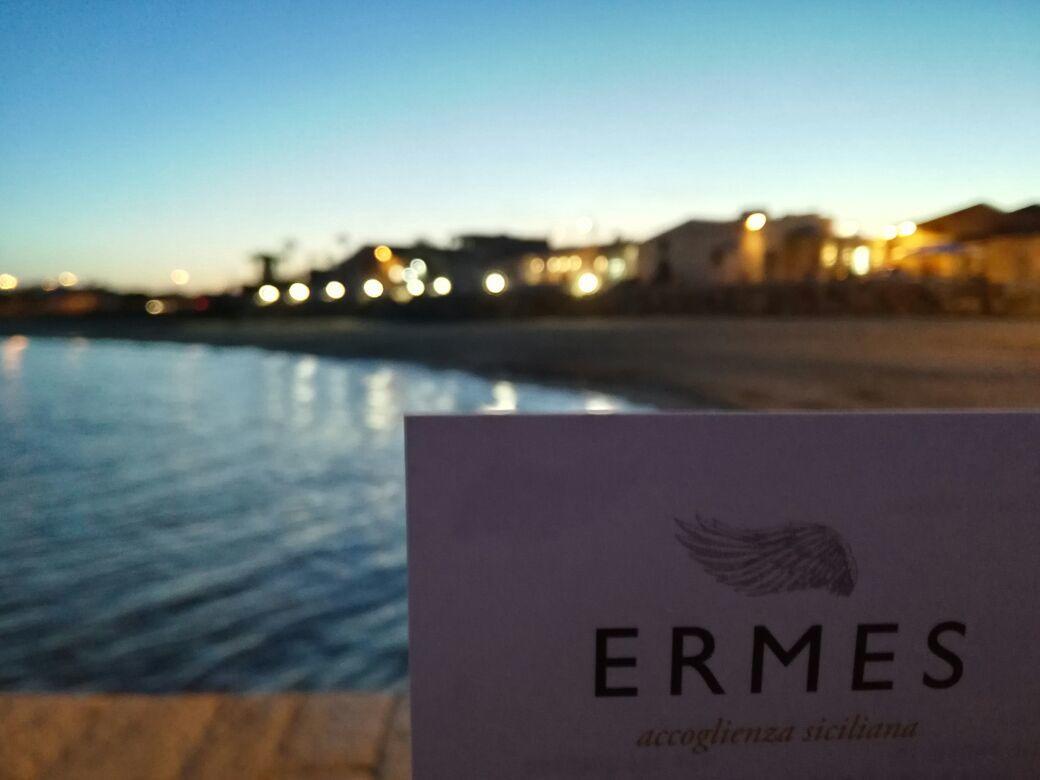 アヴォラ Ermes Bed & Breakfast エクステリア 写真